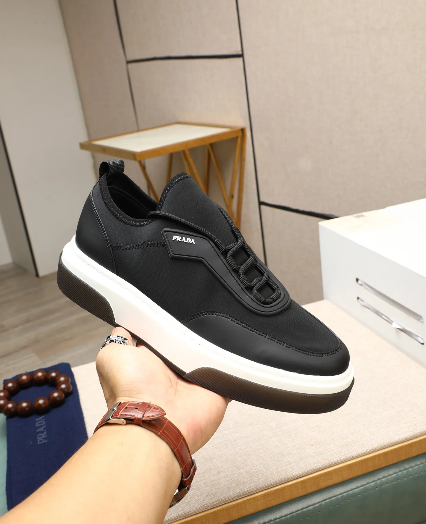 Men's shoes 💰580 [PRADA] Prada - High-end quality original order - Upper: 🔝 silk calfskin, brand canvas cloth, brand metal fasteners - Lining: mesh, foot pads; top-grade cowhide - Outsole: ultra-light TPU foam; molded outsole - Ultra-high quality control·Fine workmanship: highlighted (high-end·luxury·grade) -Size: 38-44 (45 can be customized) Wang